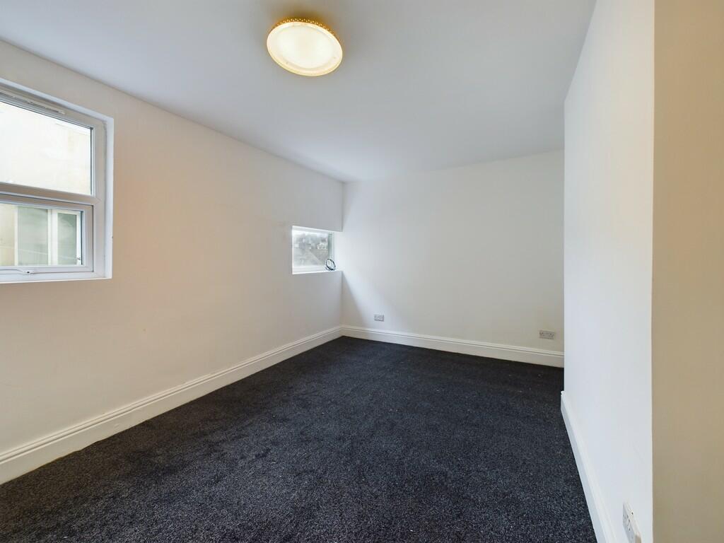 CAM03974G0-PR0073...