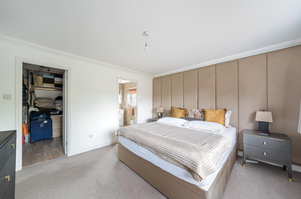 1327110-2-68797ba...