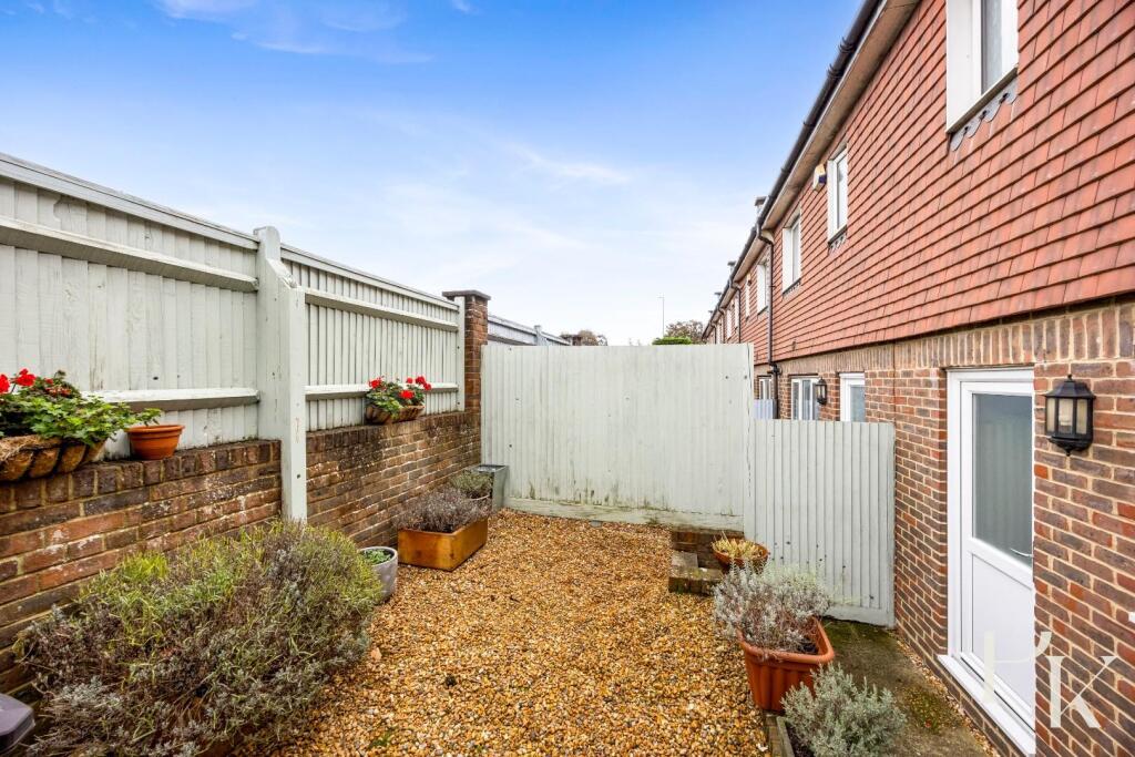 Maytree Close 2_015.JPG