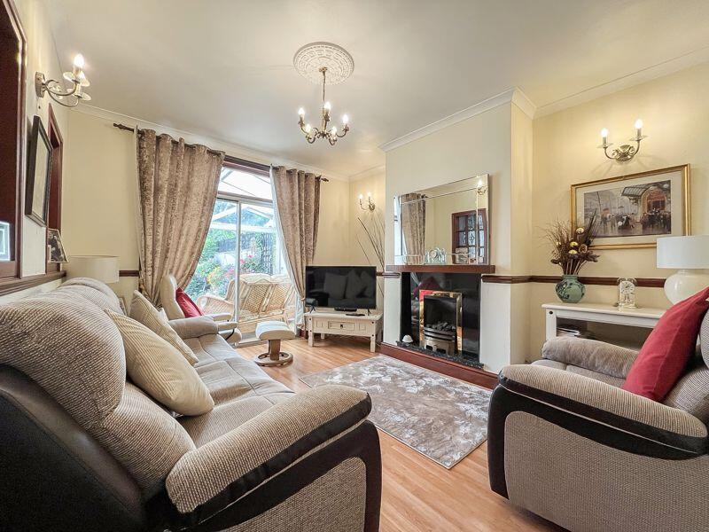 SITTING ROOM