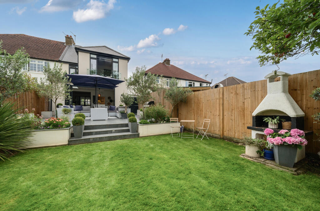 1330344-5-6884ec2...