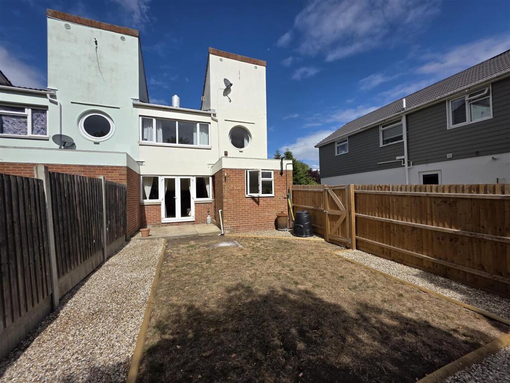 Garden Rear.jpg