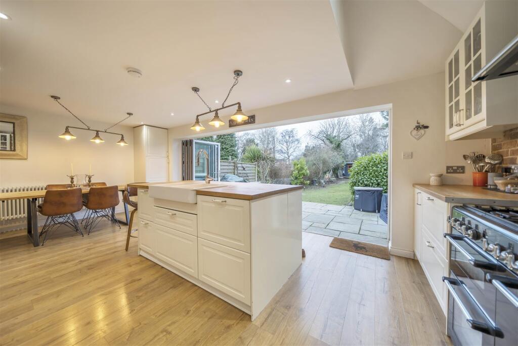 63dd492c47c0f-941999 (32).jpg