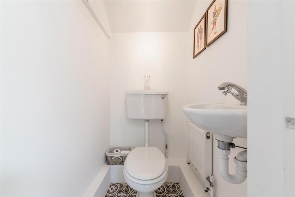 Bumblebee Cottage-29.jpg