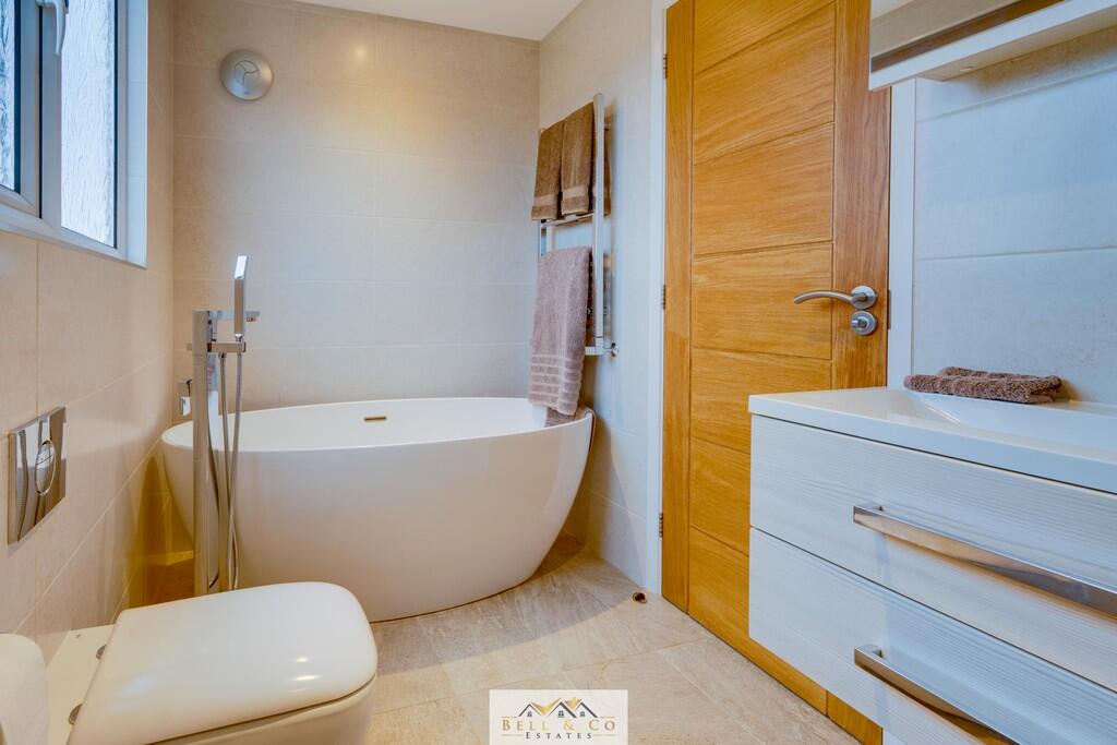 Bathroom 1-2