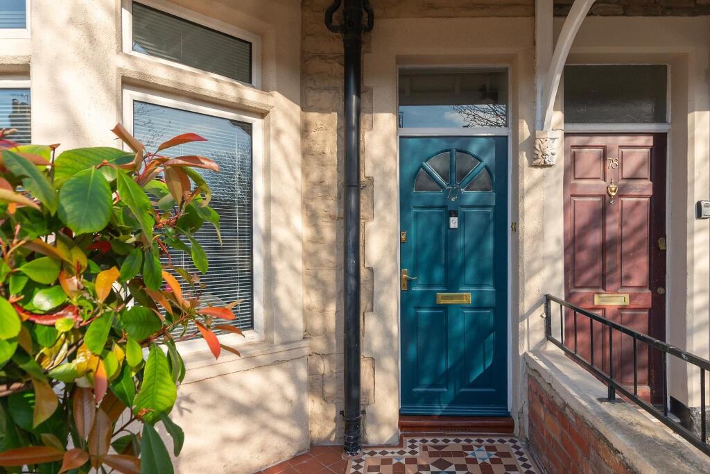 7H7AVP - External F.jpg