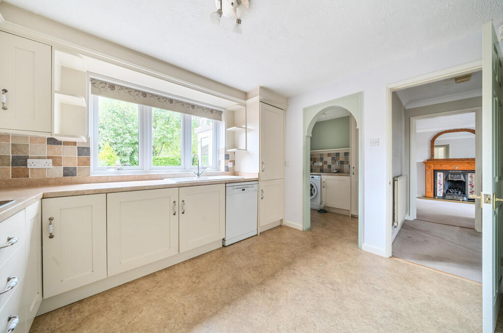 1333122-19-6890c9...