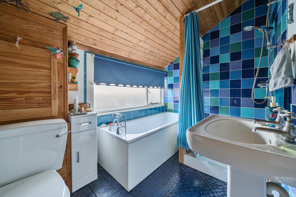 1304322-13-684afd...