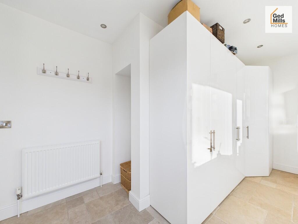 CAM02899G0-PR0069...