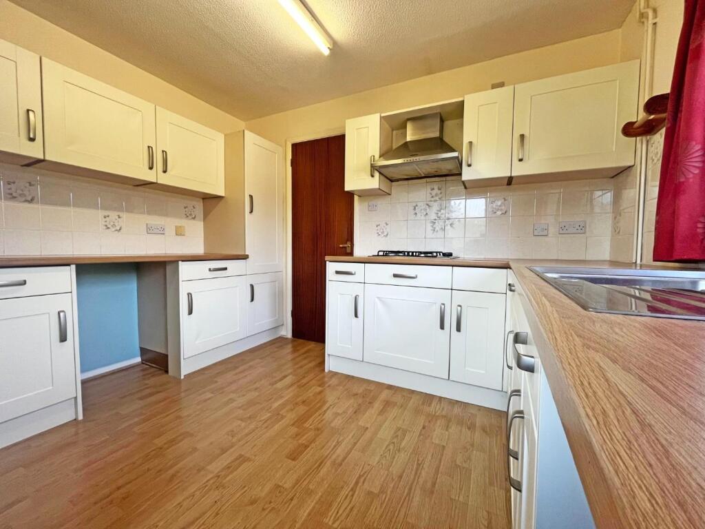 Kitchen1.jpg