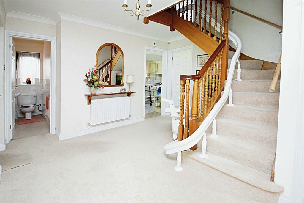 ENTRANCE HALLWAY