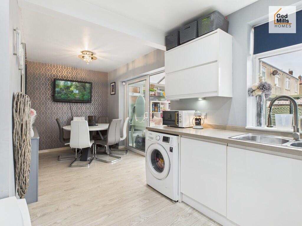 CAM04261G0-PR0105...