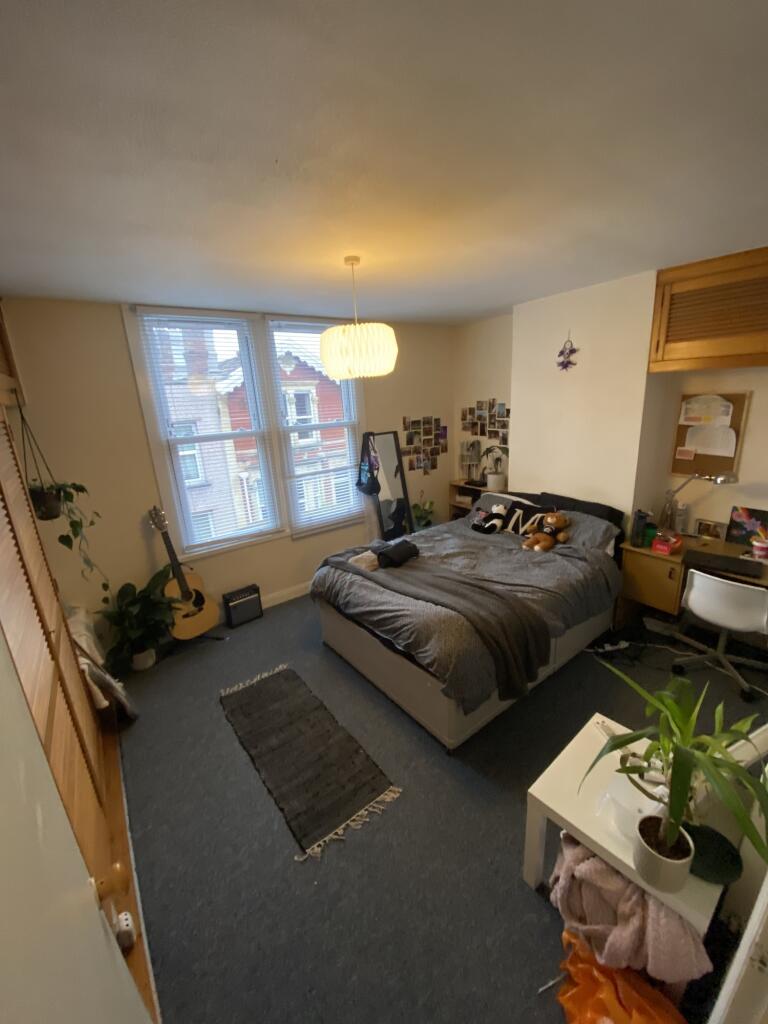 Bed 3