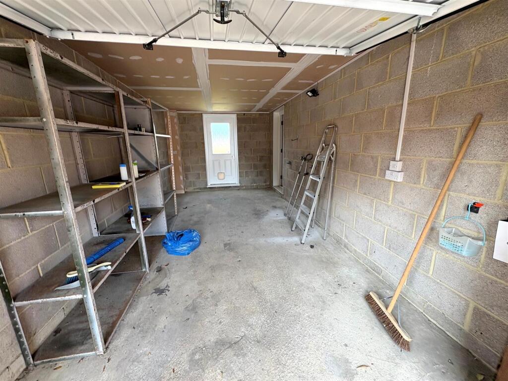 Integral Garage