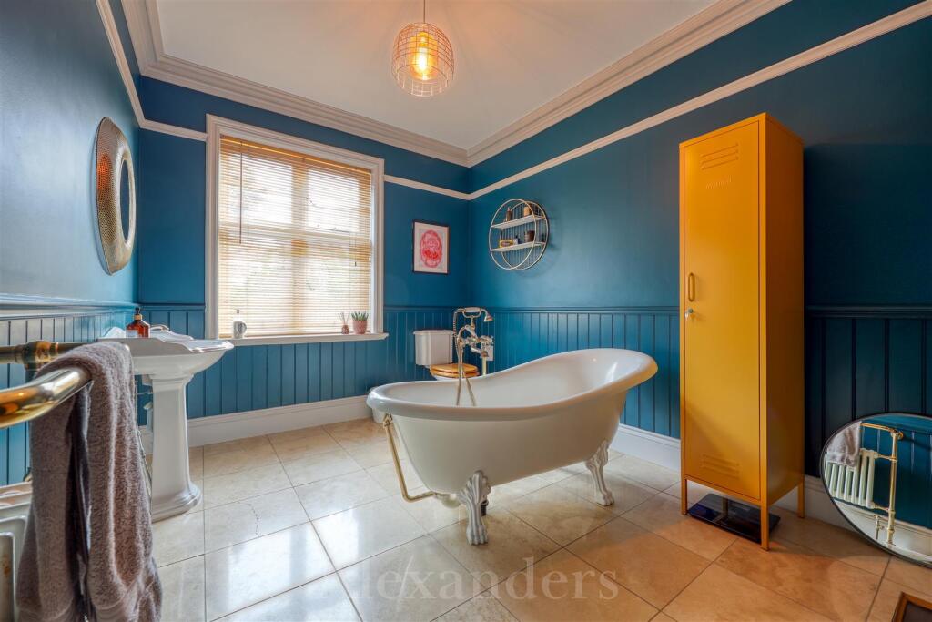 3 Pinfold Court-17.jpg