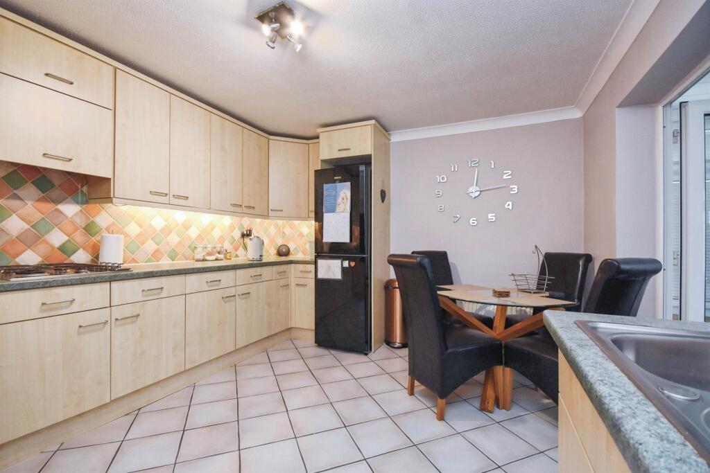 Kitchen Diner