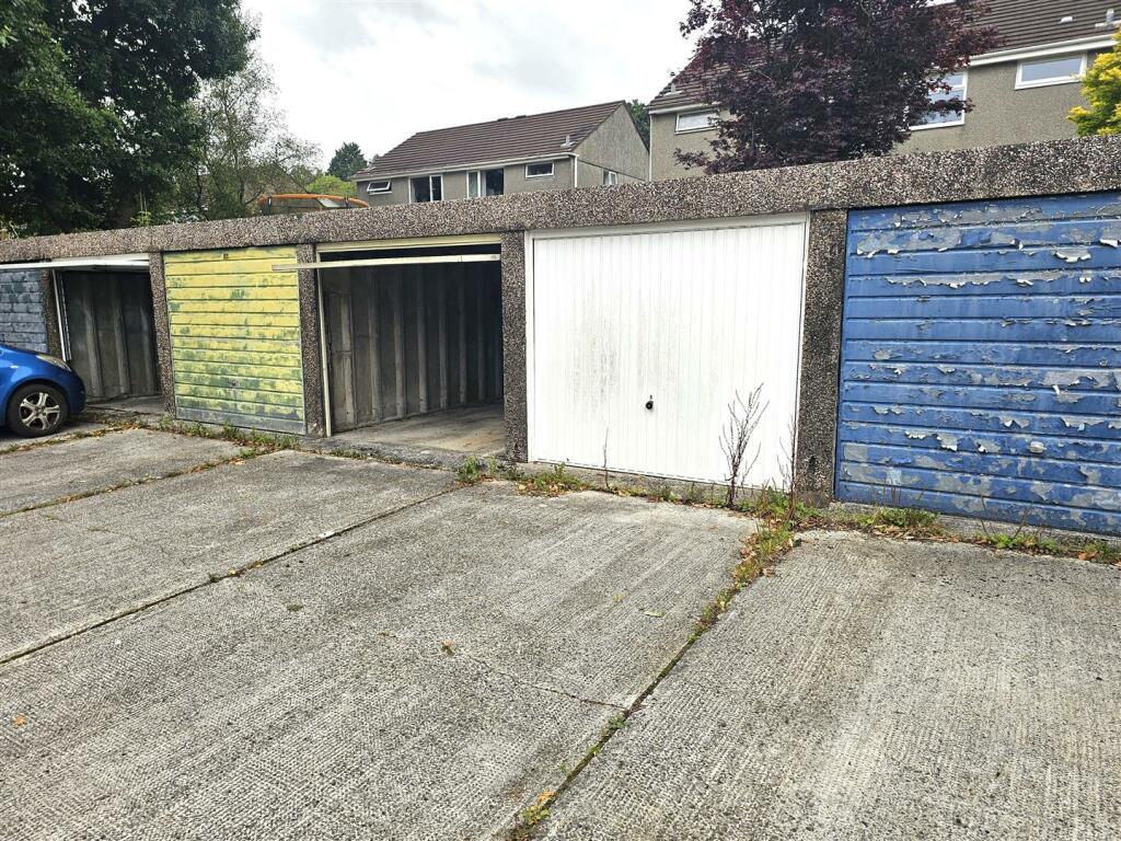 Garage.jpg