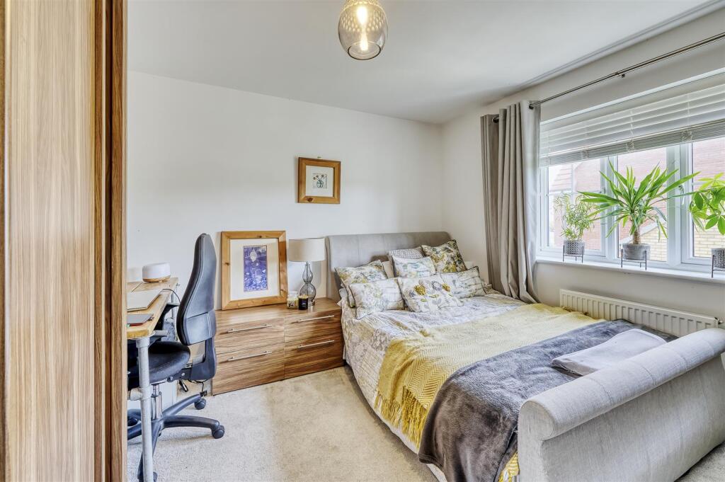 -24 WIllmot Rd Rushden-50_HDR-20.jpg