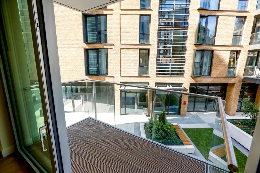 102-grand-tower-s...