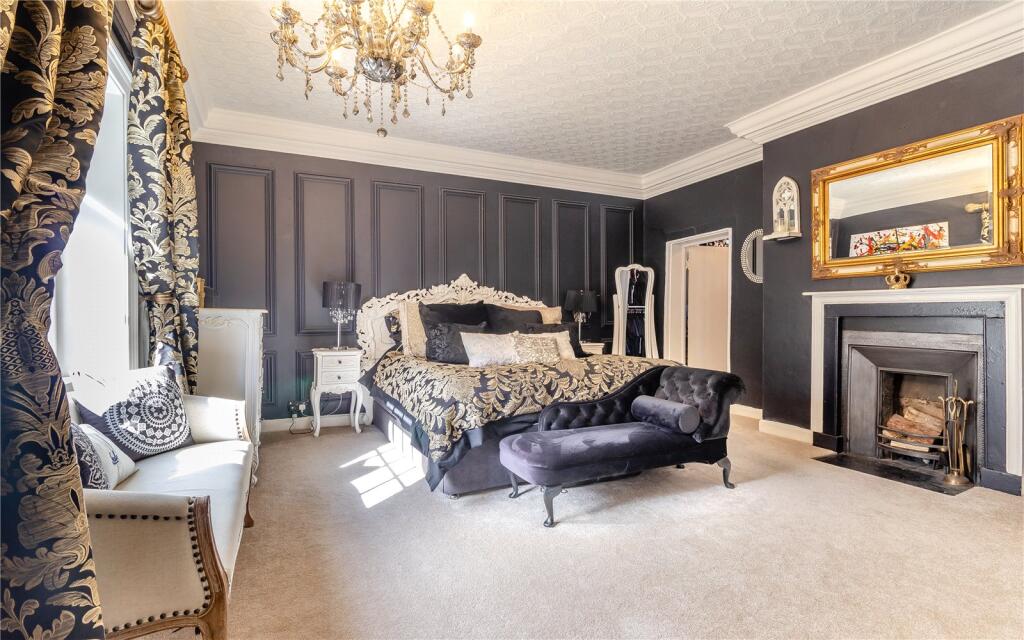 Principal Bedroom