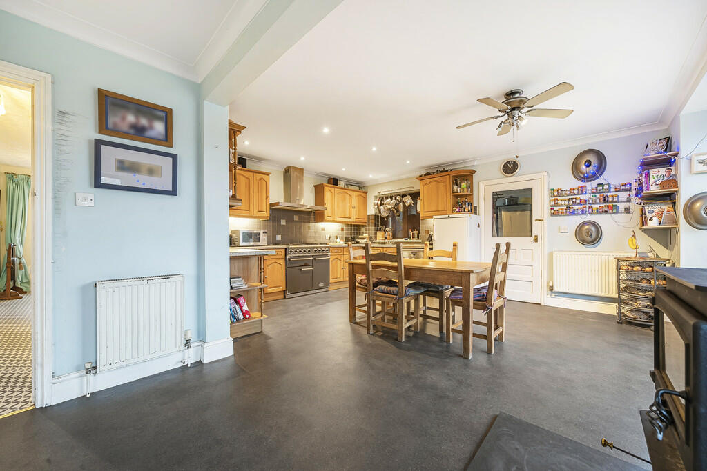 Kitchen Breakfast...