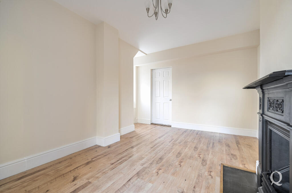 f0ebcb5a-637d-4e3...