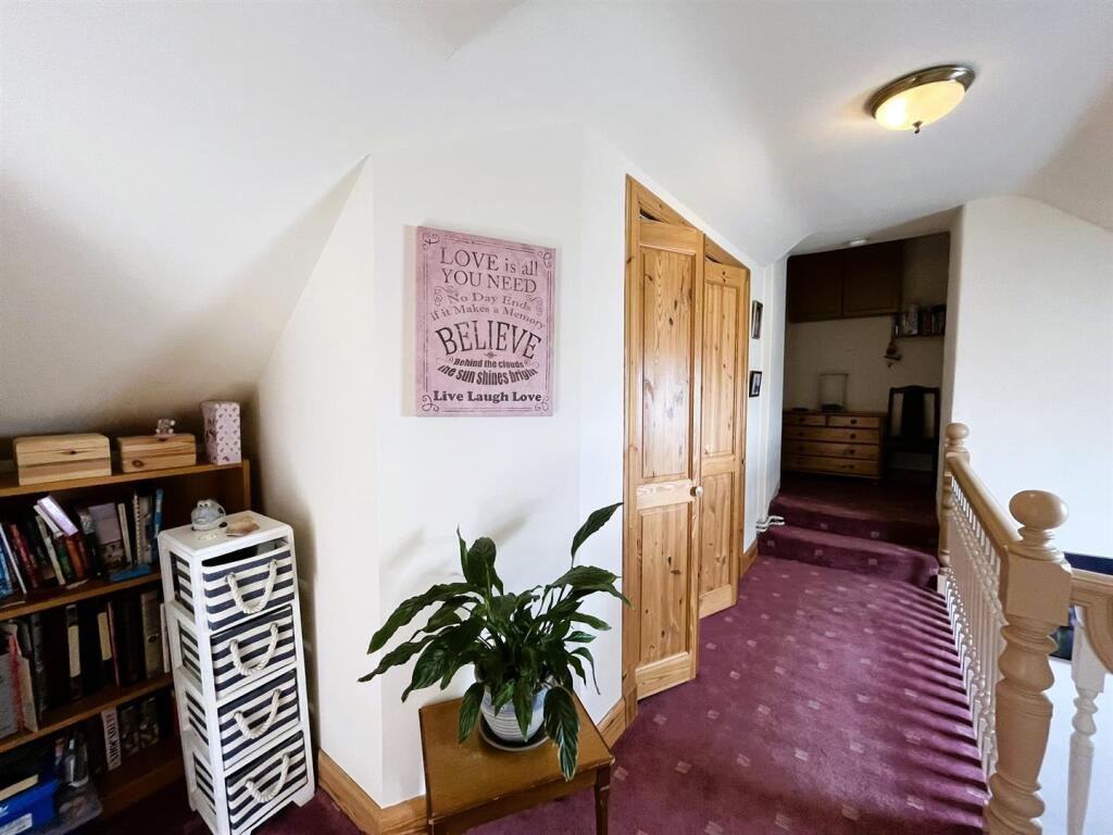 STAIRCASE AND LANDING
