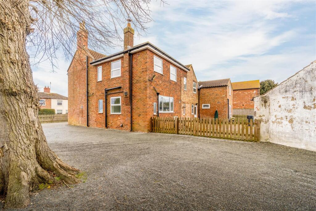 The Hollies (Stickney)-10.jpg