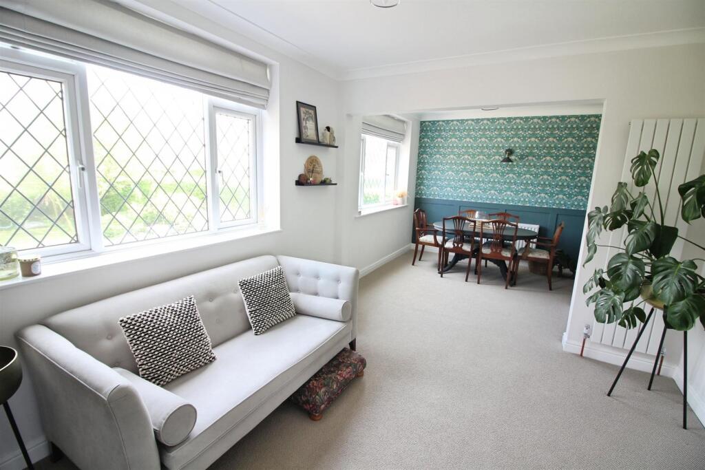 Family/Dining Room