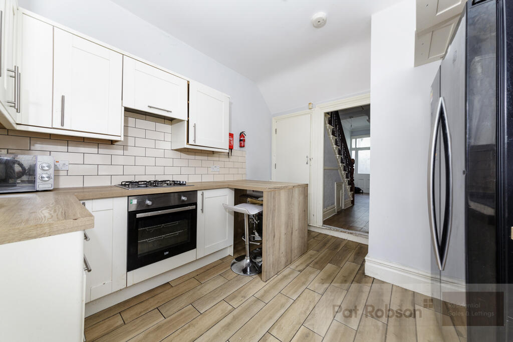 24 lyndhurst636.jpg