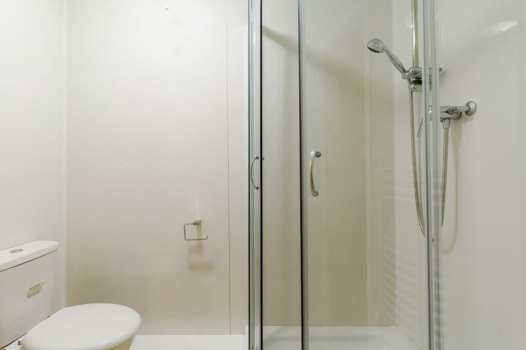 8403555-interior11-800.jpg