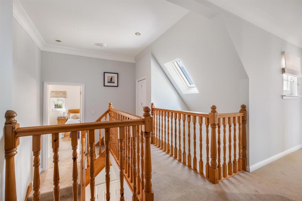 24 Nicoll Place (34).jpg