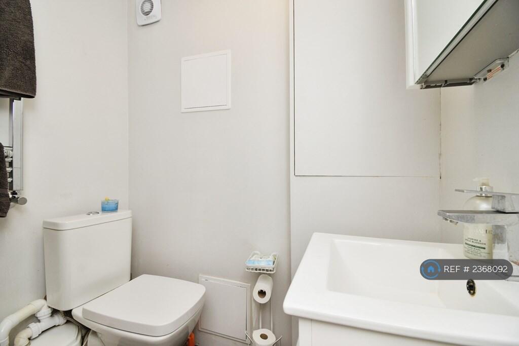 Ensuite Bathroom