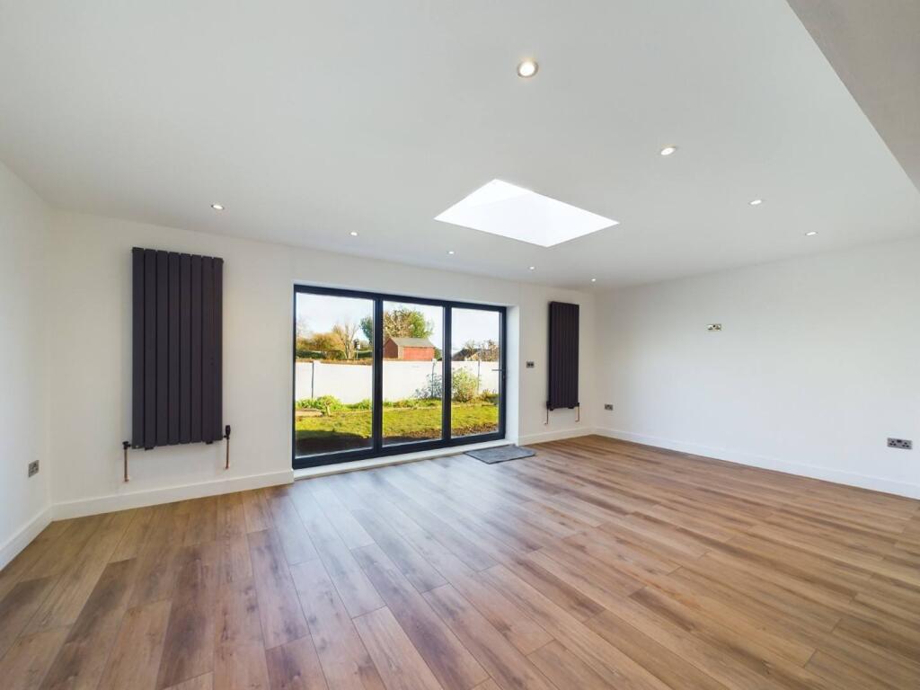 Kitchen/Diner/Living Area