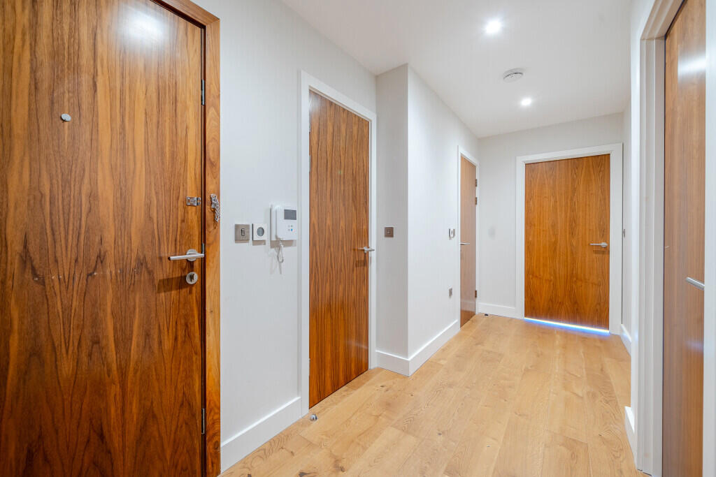 1357163-3-68d1451...