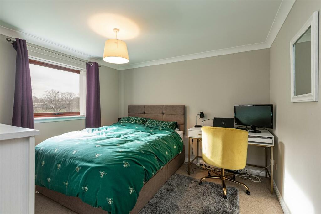 5-6 North Werber Place Edinburgh 19.JPG