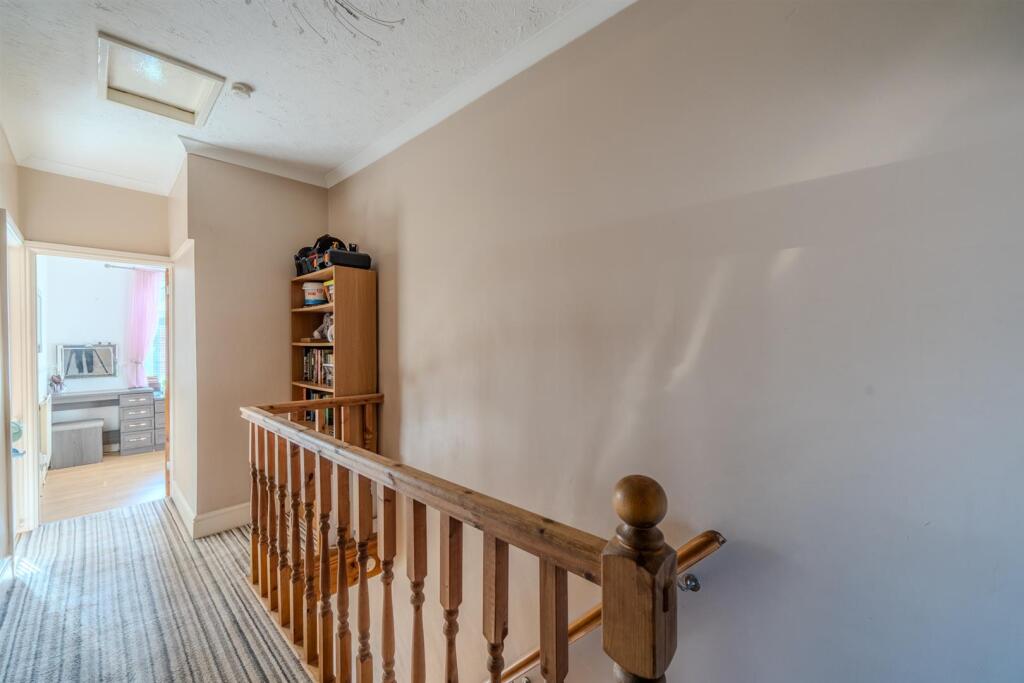 19 Park Terrace-7.jpg