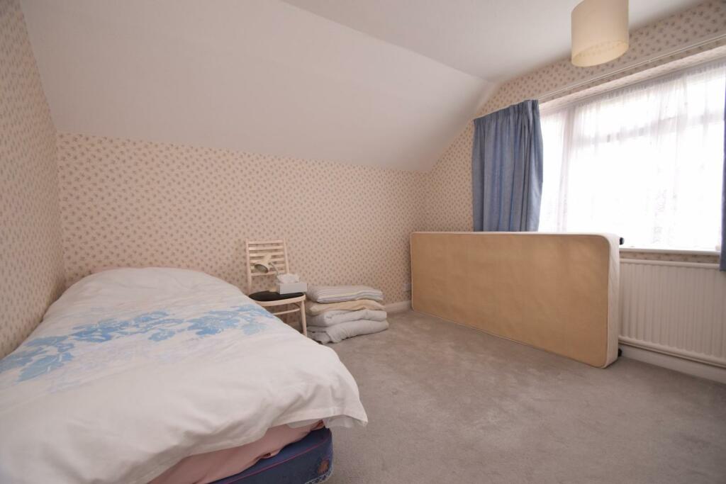 01323 737373