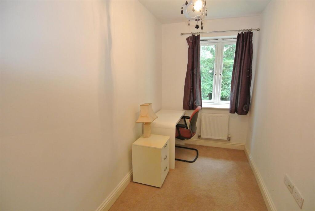 Study Gaming Room.JPG