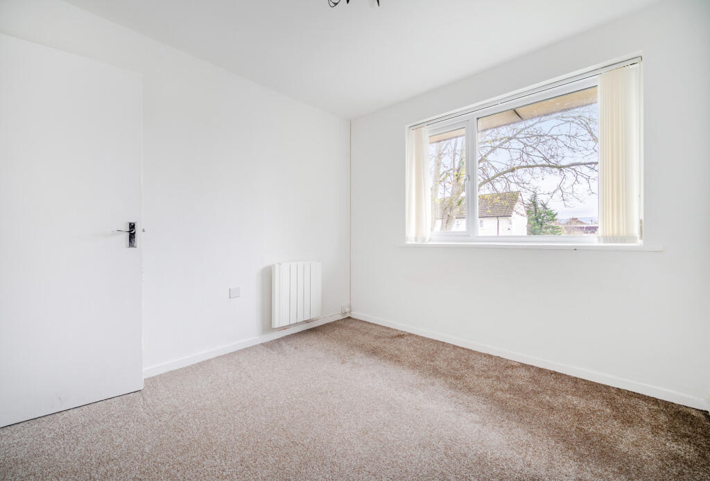 1381053-18-692443...