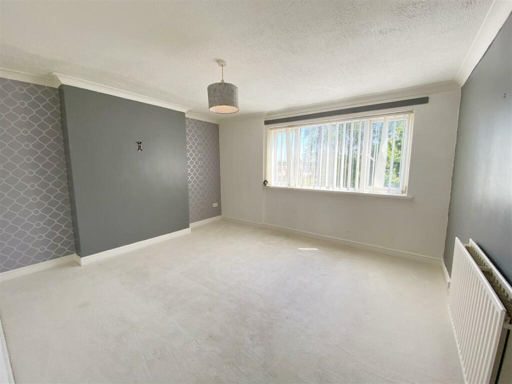 Lounge.jpg