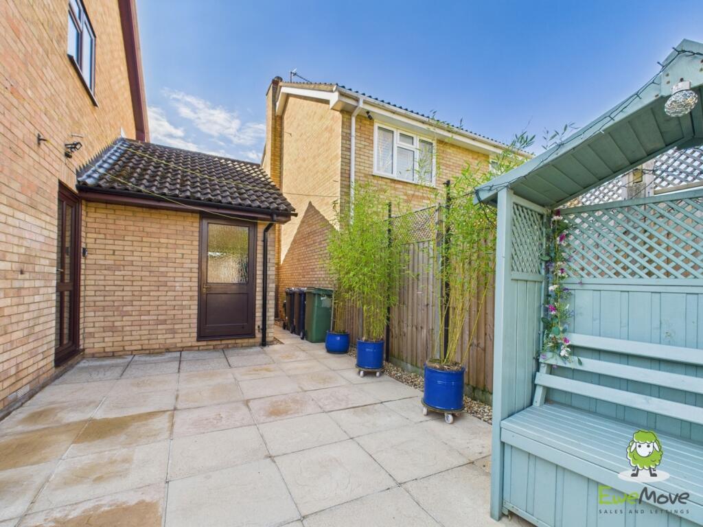 CAM03778G0-PR0187-STILL016