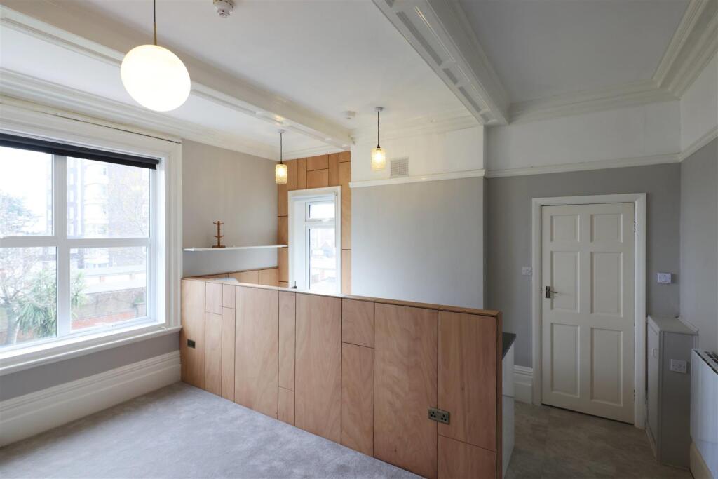 Aspire Residential - Bath Road