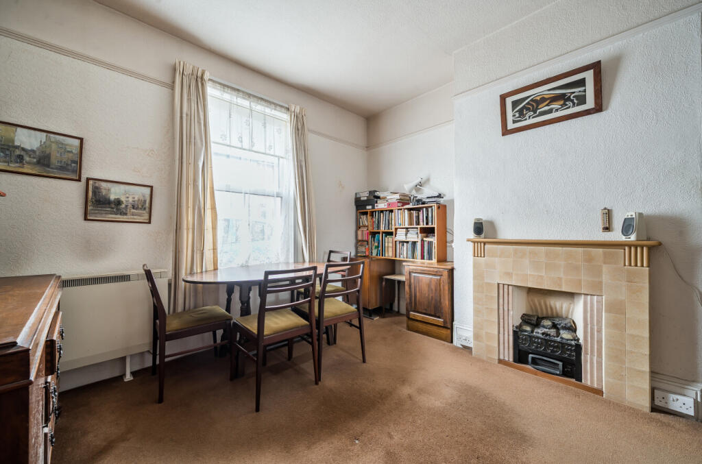 1370814-17-68f773...