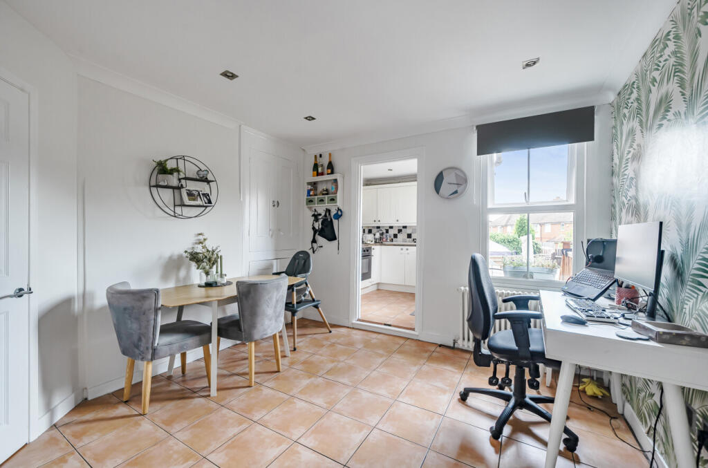 1341181-3-68adc92...