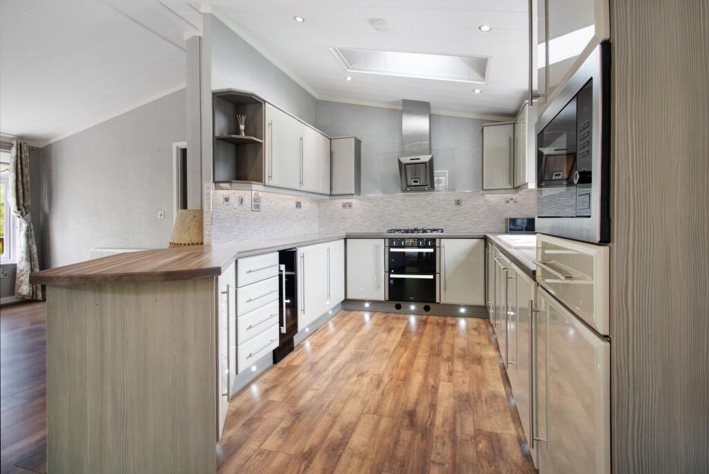 LIving Area &amp; Kitchen