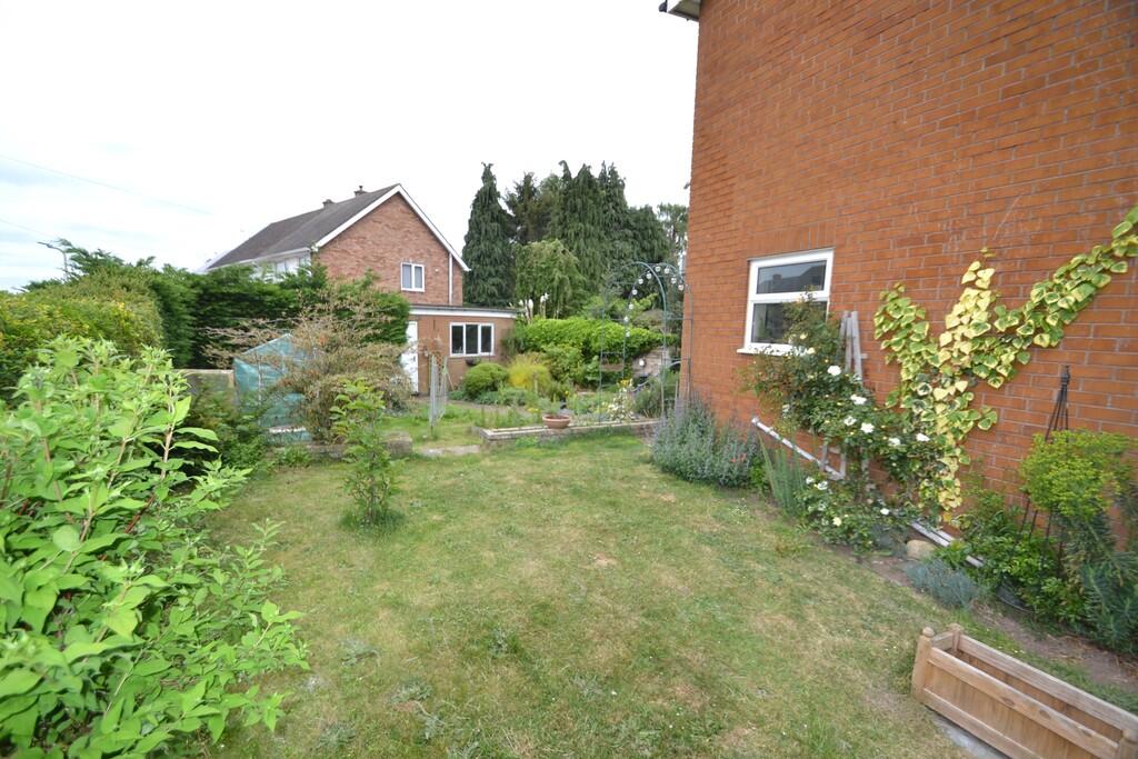 Lawned Garden 