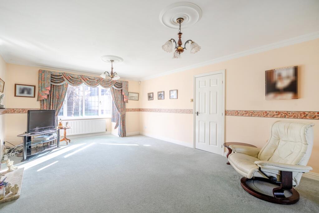 1370034-14-68fb7f375a619