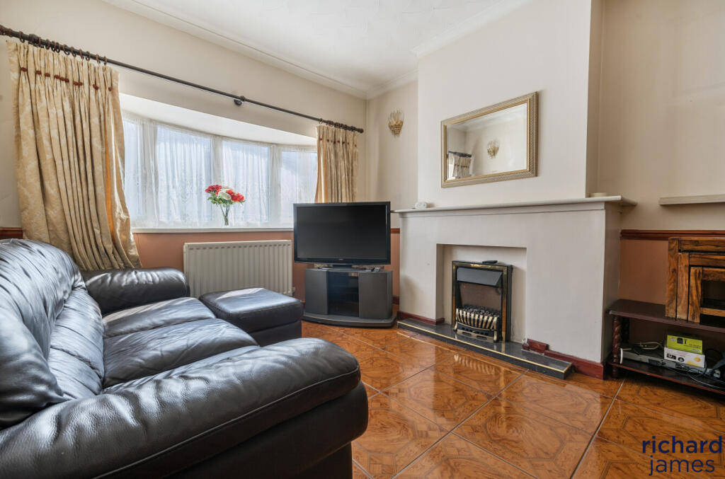 1ce770fa45394c5486382fbb607c5dba