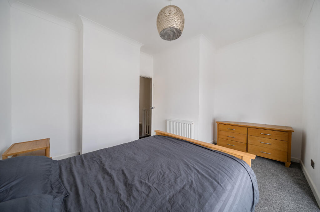 1369642-17-68f61a...